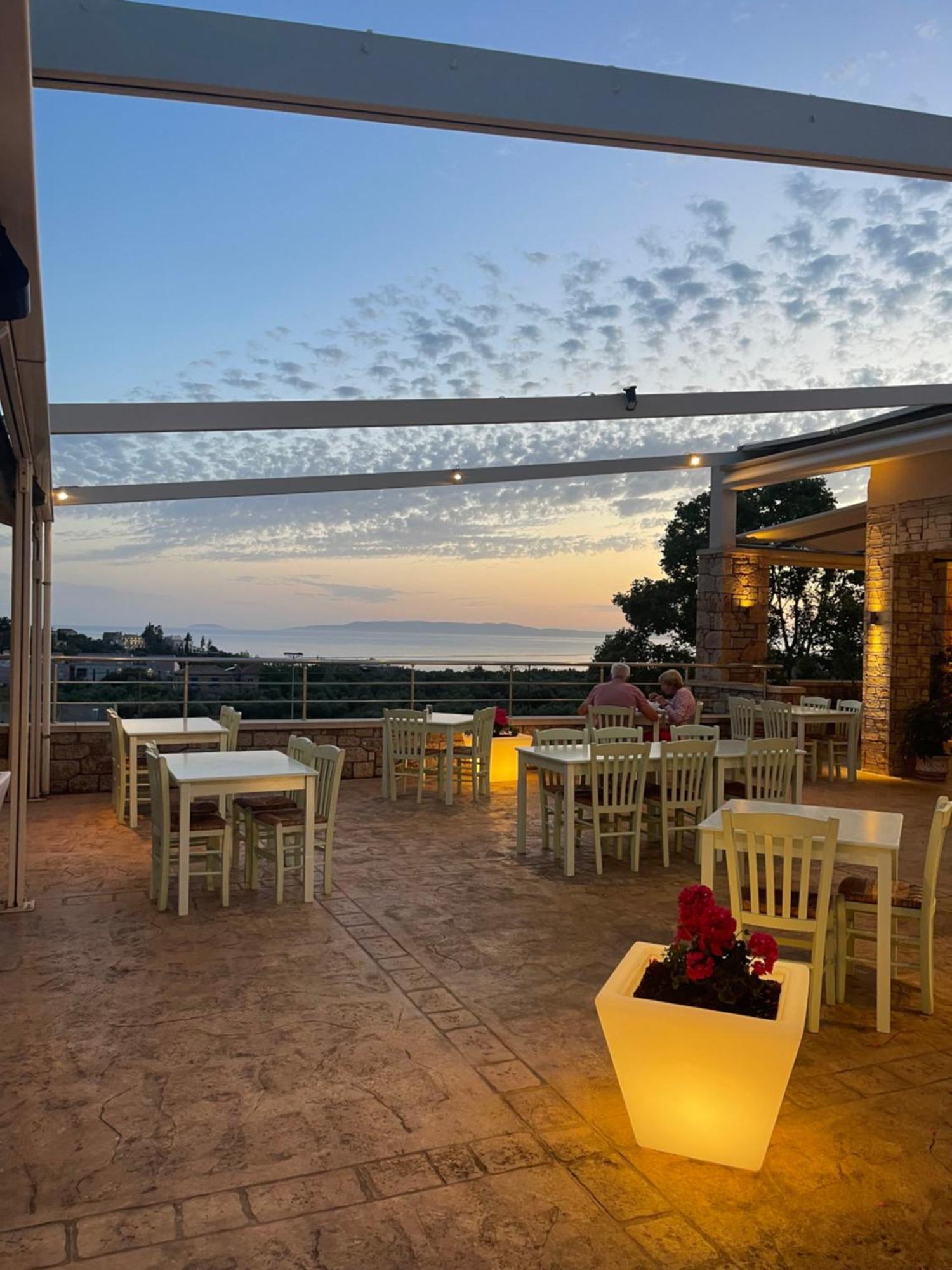 Kolokotronis Hotel & Spa Stoúpa Dış mekan fotoğraf