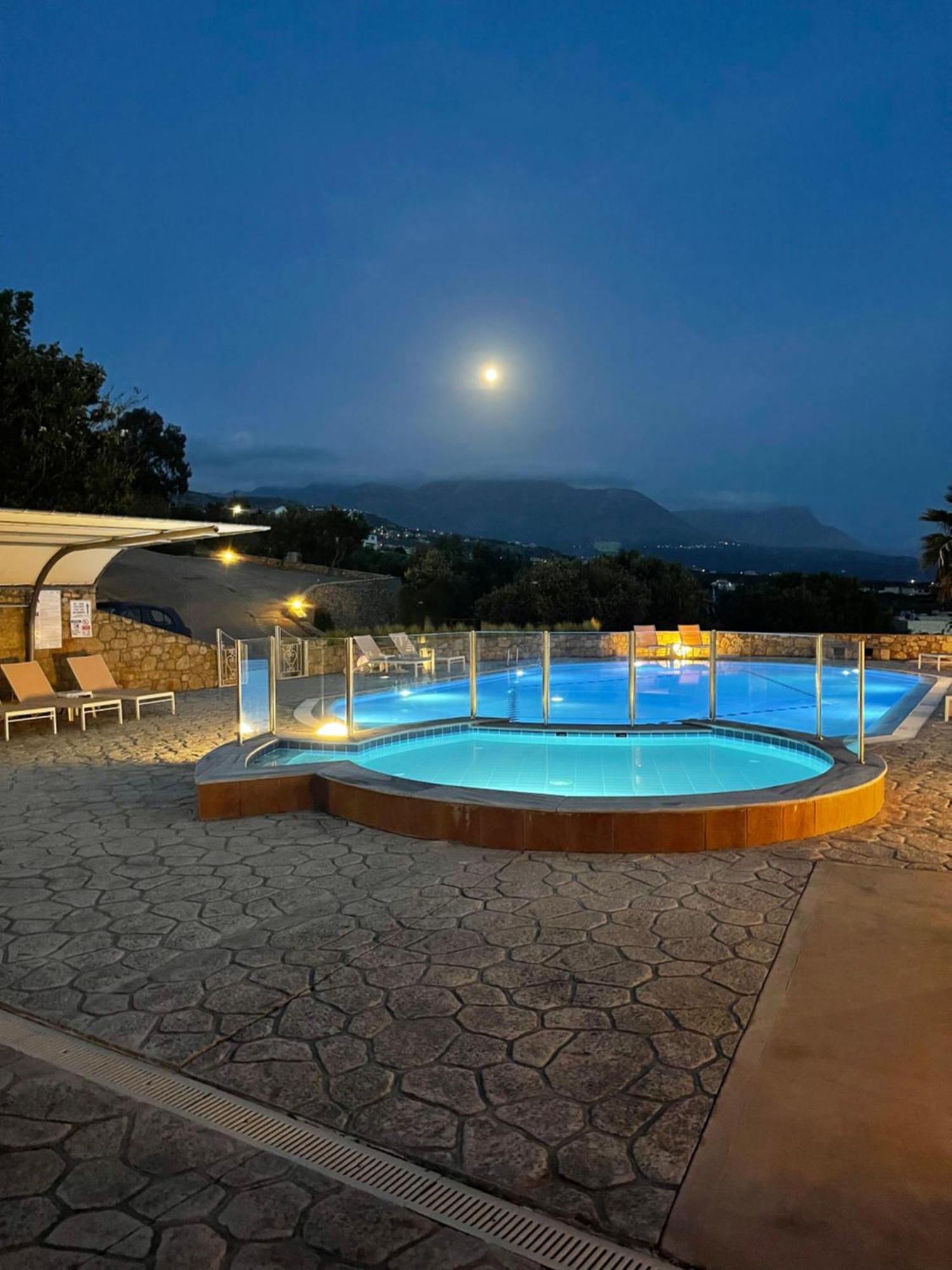 Kolokotronis Hotel & Spa Stoúpa Dış mekan fotoğraf